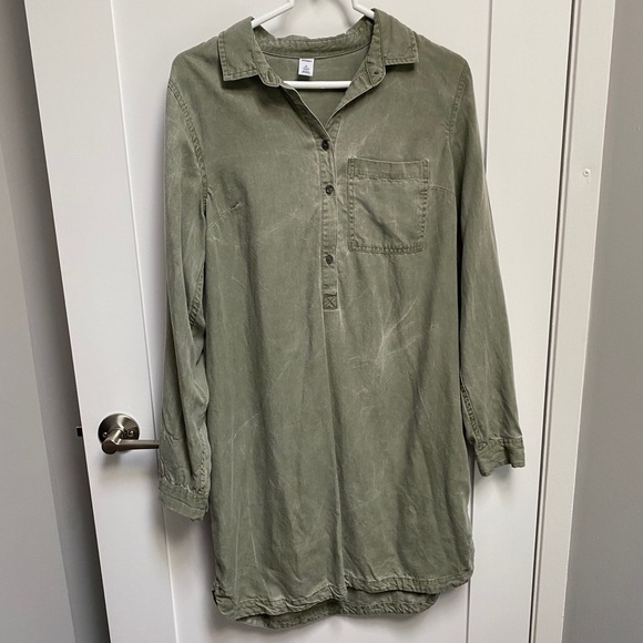 Button-down shirt dress - Picture 1 of 3